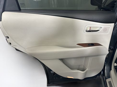 Used 2010 Lexus RX 350 2WD image 27