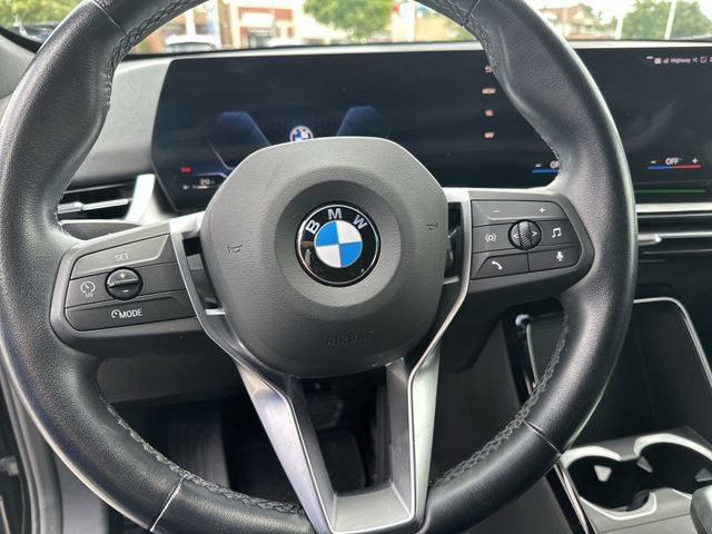 Used 2023 BMW X1 xDrive28i AWD/4WD image 12