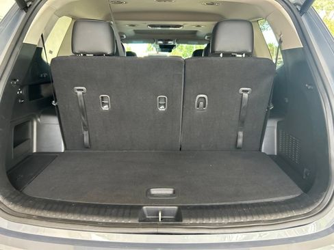 Used 2025 Kia Telluride S AWD/4WD image 35