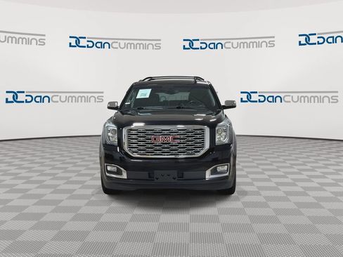 Used 2019 GMC Yukon Denali w/ Denali Ultimate Package AWD/4WD image 3