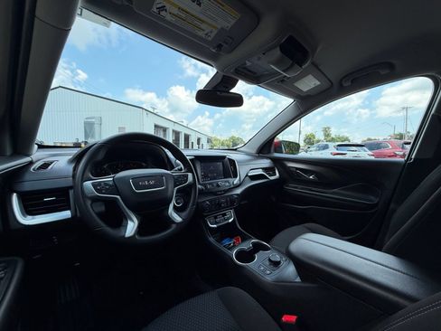 Used 2023 GMC Terrain SLE w/ Driver Convenience Package AWD/4WD image 24