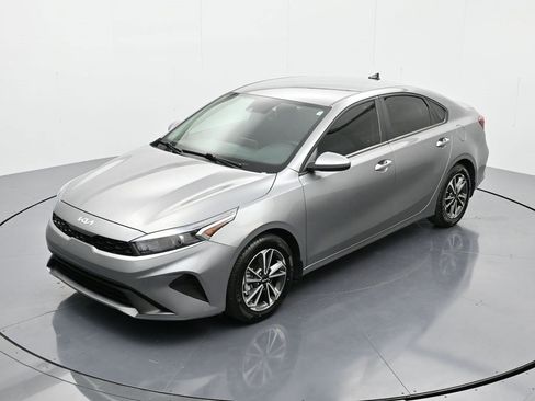 Used 2023 Kia Forte LXS image 25