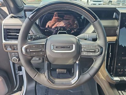 New 2026 GMC Yukon Denali Ultimate AWD/4WD image 22