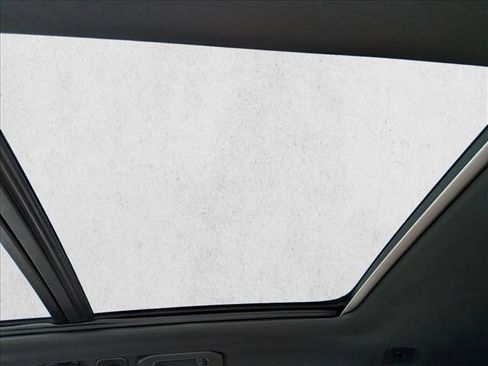 New 2026 Volvo XC60 B5 Plus w/ Protection Package Premier image 18