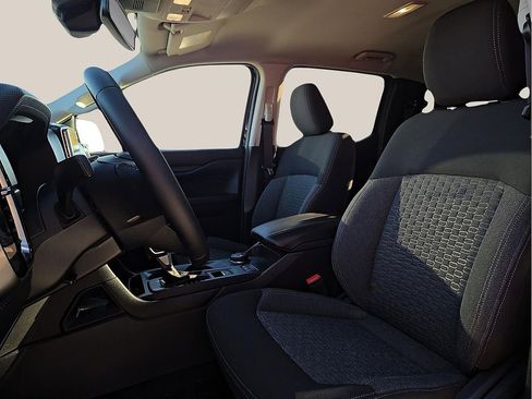 New 2025 Ford Ranger XLT w/ FX4 Off-Road Package image 11