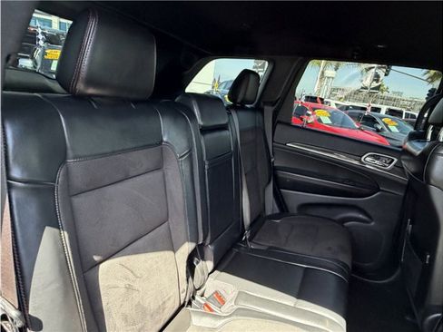 Used 2020 Jeep Grand Cherokee Trailhawk w/ Interior Metal Package image 29