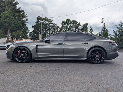 Used 2022 Porsche Panamera 4S Executive image 24