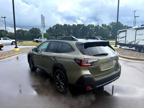 Used 2024 Subaru Outback Onyx Edition image 5