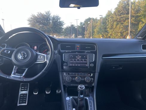 Used 2016 Volkswagen GTI Autobahn w/ Lighting Package (SEL) FWD image 27
