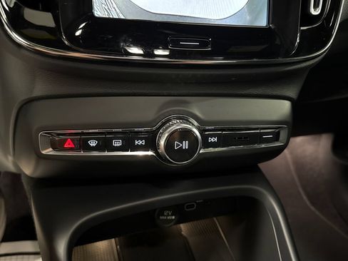 Certified 2023 Volvo C40 P8 Recharge Ultimate AWD/4WD image 17