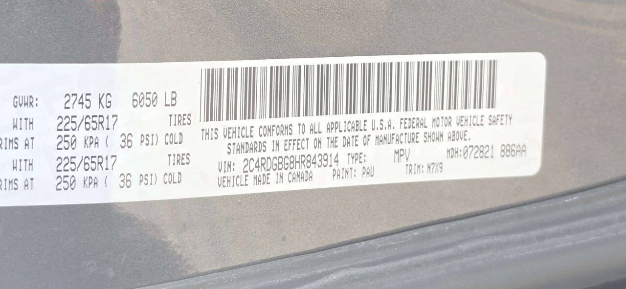 Used 2017 Dodge Grand Caravan SE FWD image 10