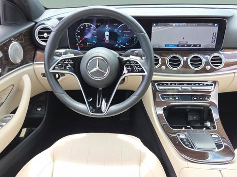 Used 2021 Mercedes-Benz E 350 Sedan image 13