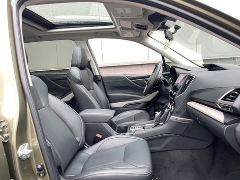 Used 2024 Subaru Forester Limited image 24