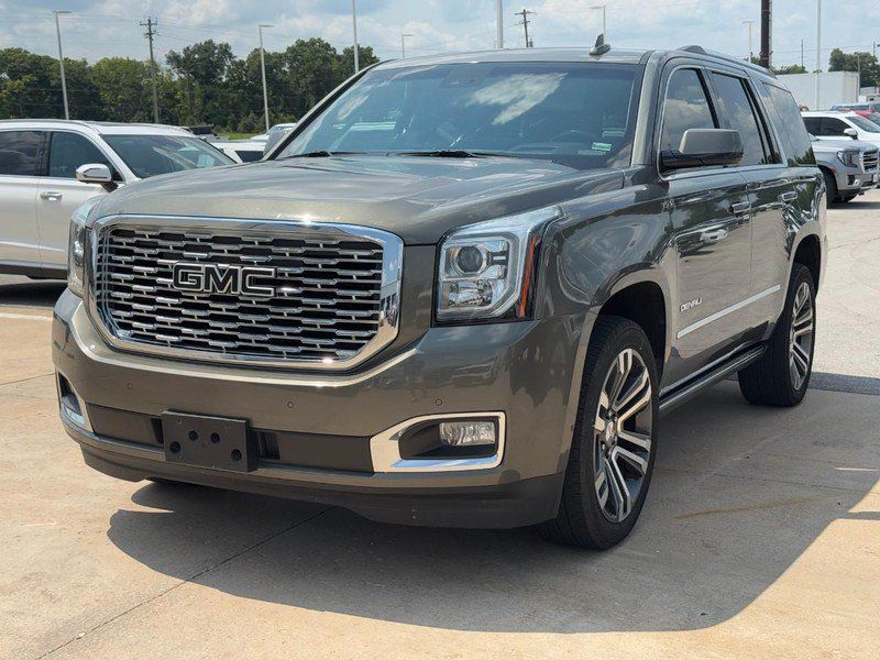 Used 2018 GMC Yukon Denali w/ Denali Ultimate Package AWD/4WD image 8