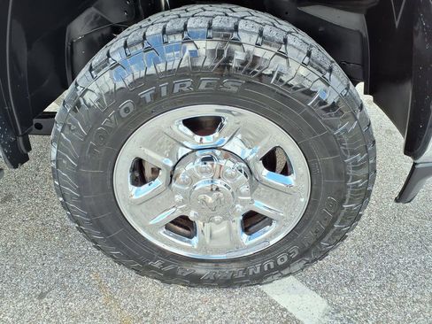 Used 2022 RAM 2500 Big Horn image 9