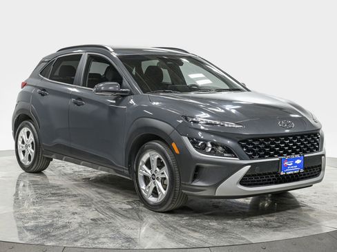 Used 2023 Hyundai Kona SEL w/ Cargo Package AWD/4WD image 11