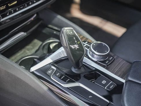 Used 2017 BMW 540i RWD image 20