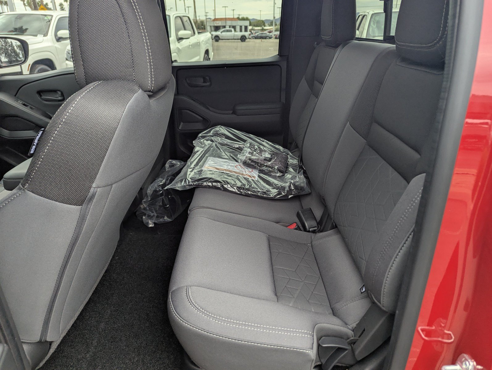 New 2027 Nissan Frontier SV w/ Tow Package AWD/4WD image 10