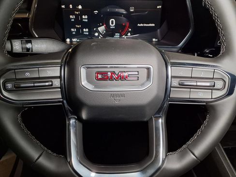 New 2026 GMC Canyon Elevation w/ Convenience Package RWD image 20