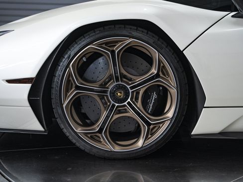 Used 2022 Lamborghini Aventador Countach AWD/4WD image 47