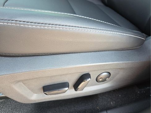 New 2025 Nissan Murano SL image 14