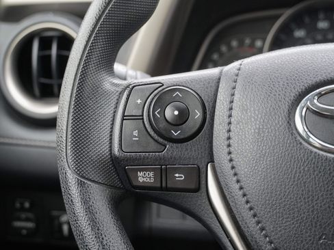 Used 2013 Toyota RAV4 XLE FWD image 20