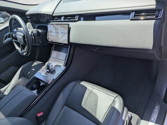 Certified 2026 Land Rover Range Rover Velar Dynamic SE AWD/4WD image 23