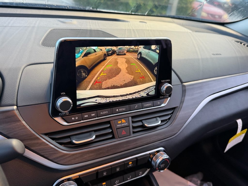 New 2026 Nissan Altima 2.5 SV FWD image 13