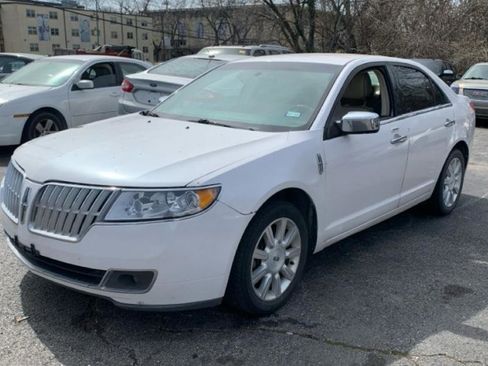 Used 2012 Lincoln MKZ FWD image 4