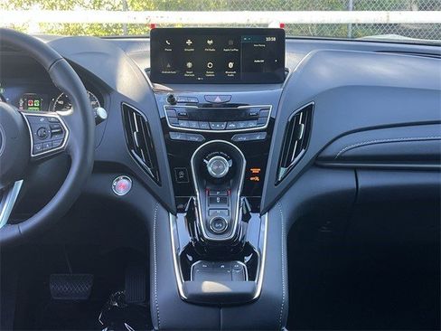 Used 2026 Acura RDX SH-AWD image 17