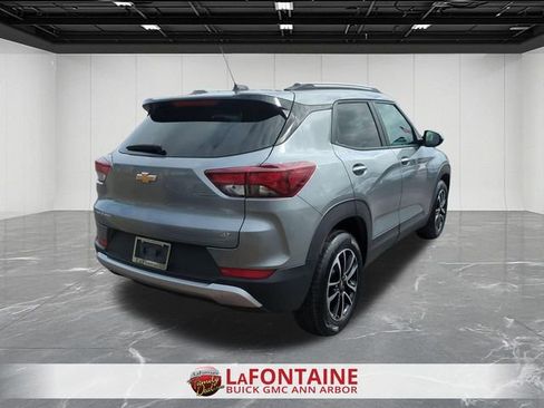 Used 2025 Chevrolet TrailBlazer LT image 8