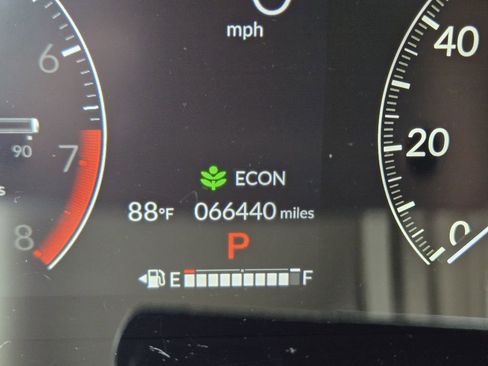 Certified 2024 Honda HR-V EX-L image 22