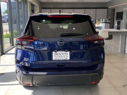 New 2026 Nissan Rogue Dark Armor FWD image 5
