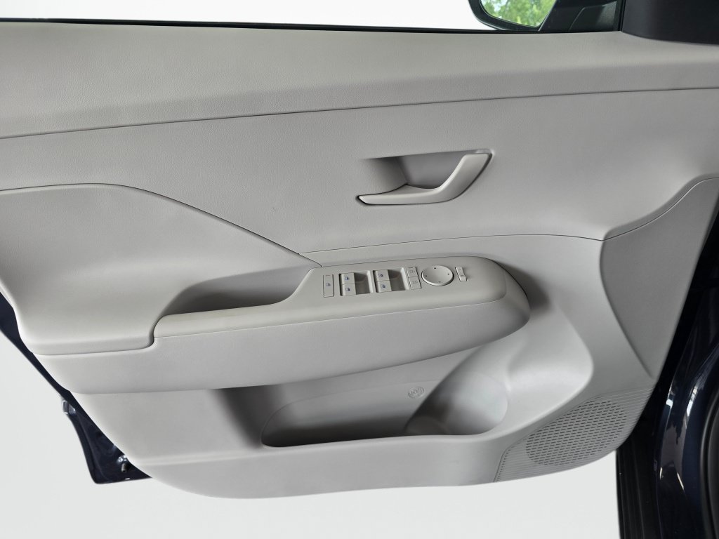 New 2027 Hyundai Kona SEL Sport AWD/4WD image 34