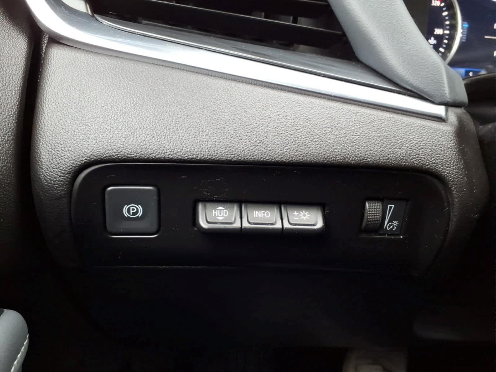 Used 2022 Buick Enclave Premium FWD image 24