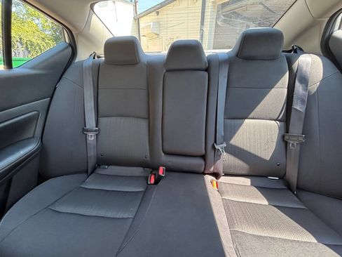 Used 2025 Nissan Altima 2.5 SV FWD image 37