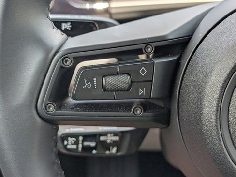 Certified 2025 Porsche Macan Electric image 22