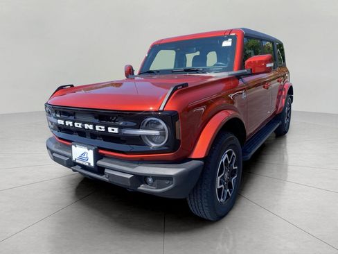 Certified 2024 Ford Bronco Outer Banks AWD/4WD image 4