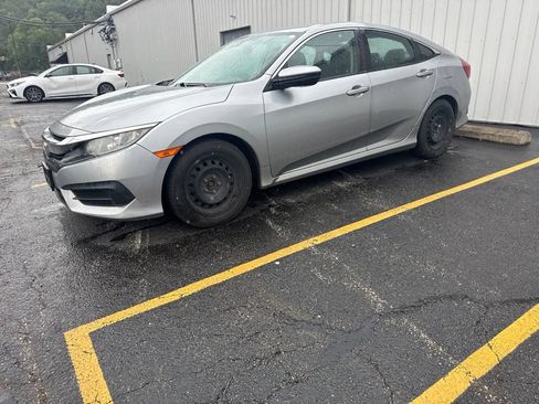 Used 2017 Honda Civic LX image 3