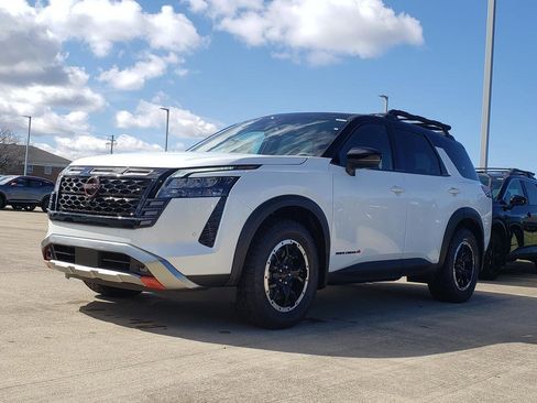 New 2026 Nissan Pathfinder Rock Creek w/ Rock Creek Premium Package image 3