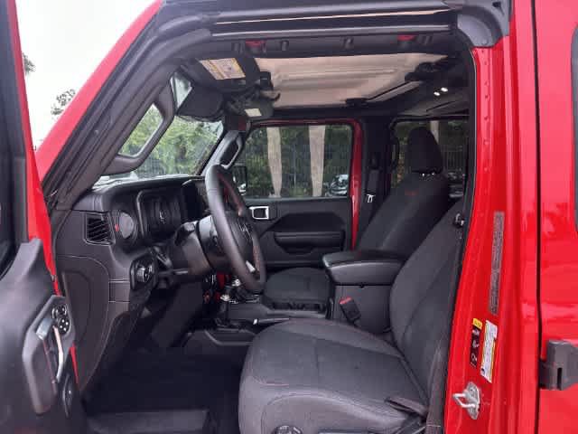 Used 2024 Jeep Wrangler Unlimited Rubicon AWD/4WD image 10