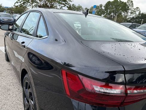 New 2026 Volkswagen Jetta SE w/ Black Wheel Package image 9