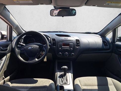 Used 2015 Kia Forte LX FWD image 15
