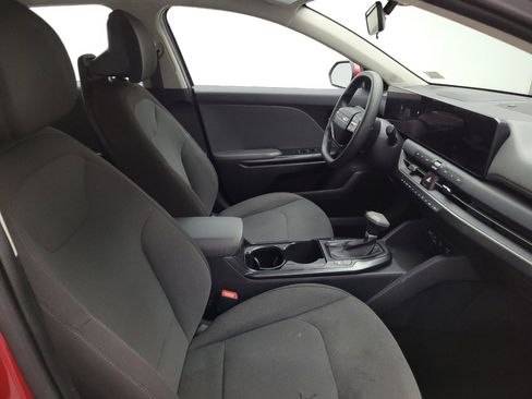 Used 2025 Kia K4 FWD image 21
