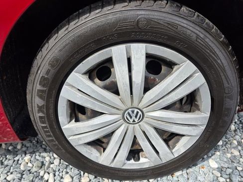 Used 2017 Volkswagen Jetta S image 10