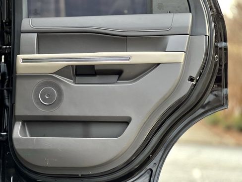 Used 2020 Ford Expedition XLT w/ Equipment Group 202A image 19