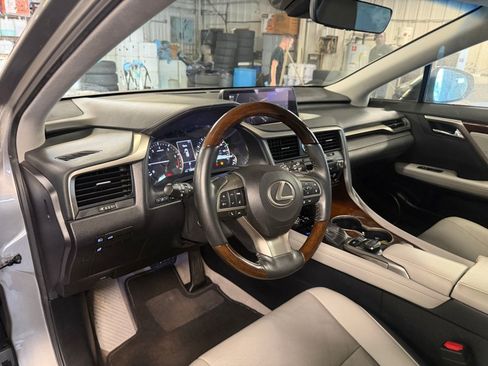 Used 2017 Lexus RX 350 FWD w/ Premium Package image 33