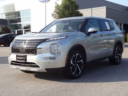 Used 2024 Mitsubishi Outlander SE