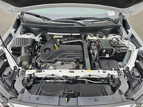 Used 2024 GMC Terrain SLE image 9