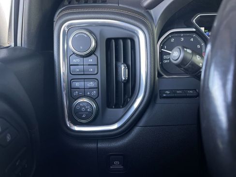 Used 2019 GMC Sierra 1500 AT4 w/ AT4 Premium Package image 17